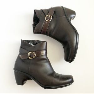 Dansko Ryan brown leather ankle boots with buckle
